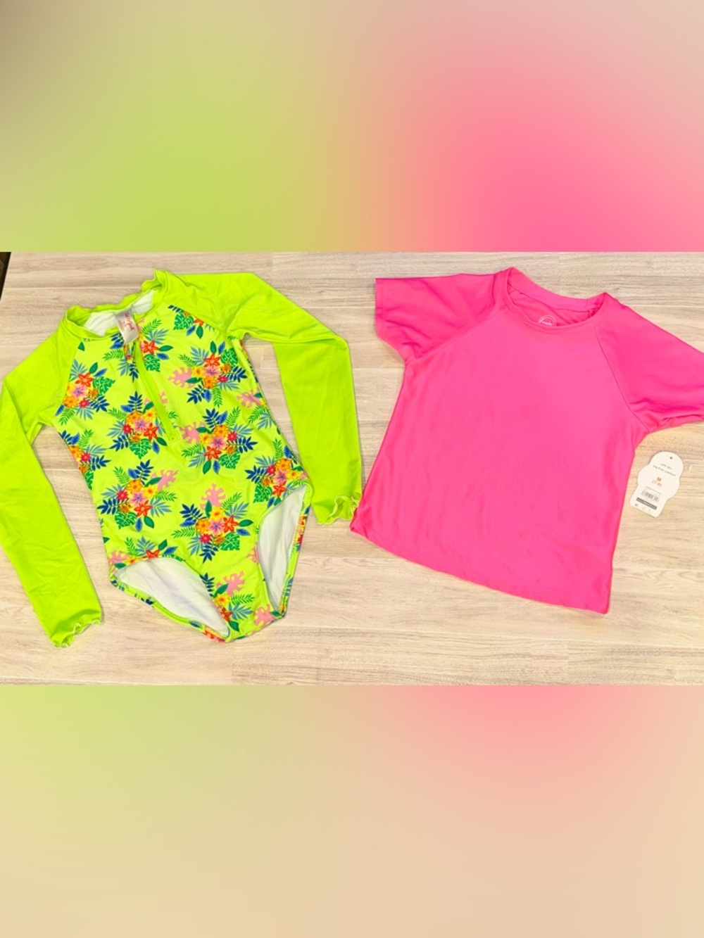 Set of 2 - Floral Rash Guard Swim Suit- size Medium (8) ➕ Swim Tee (NWT)! - Picture 12 of 15